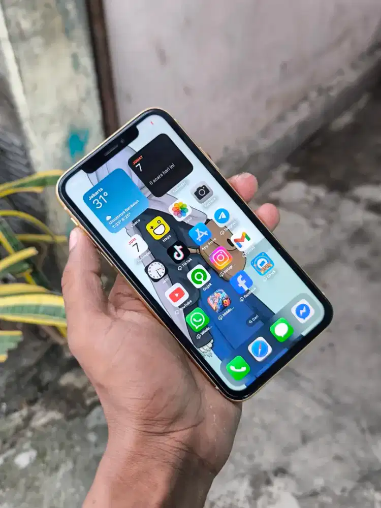 Iphone xr  mulus siap pakai no minus