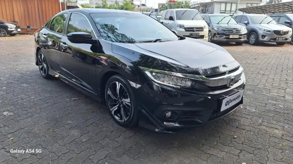 DP RENDAH Honda Civic 1.5 Turbo Bensin-AT 2017 UAG B