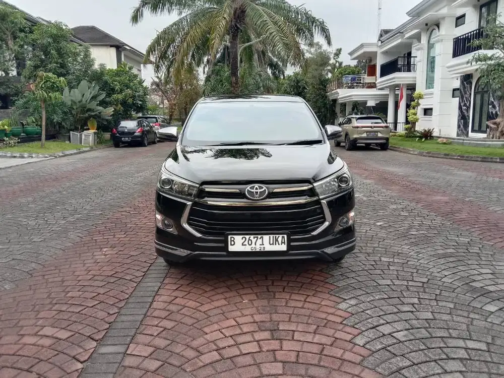 Innova Venturer Diesel Matic 2018 pajak panjang siap pakai dp minim