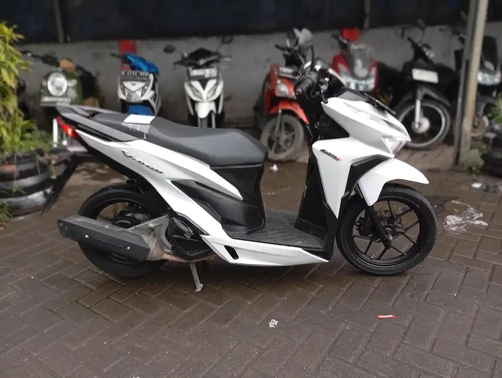 [PROMO NOV] Honda Vario 125 LED New Tahun 2022 Surat Komplit