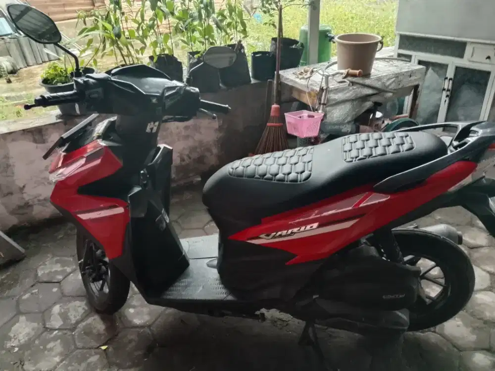 Vario 125 tahun 2017 T1