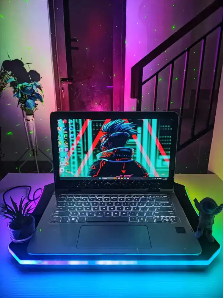 HP SPECTRE X360 CONVERTIBLE 13- 4124Tu alumunium SLIM [RAM 8GB/SSD ]