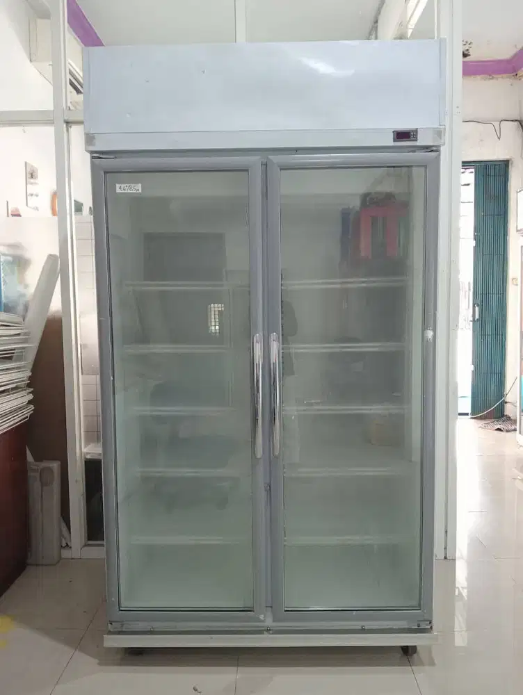 Showcase Gea 2 pintu murah