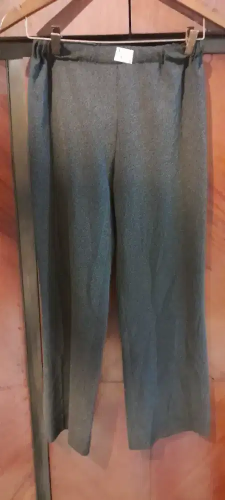 Celana Panjang wanita