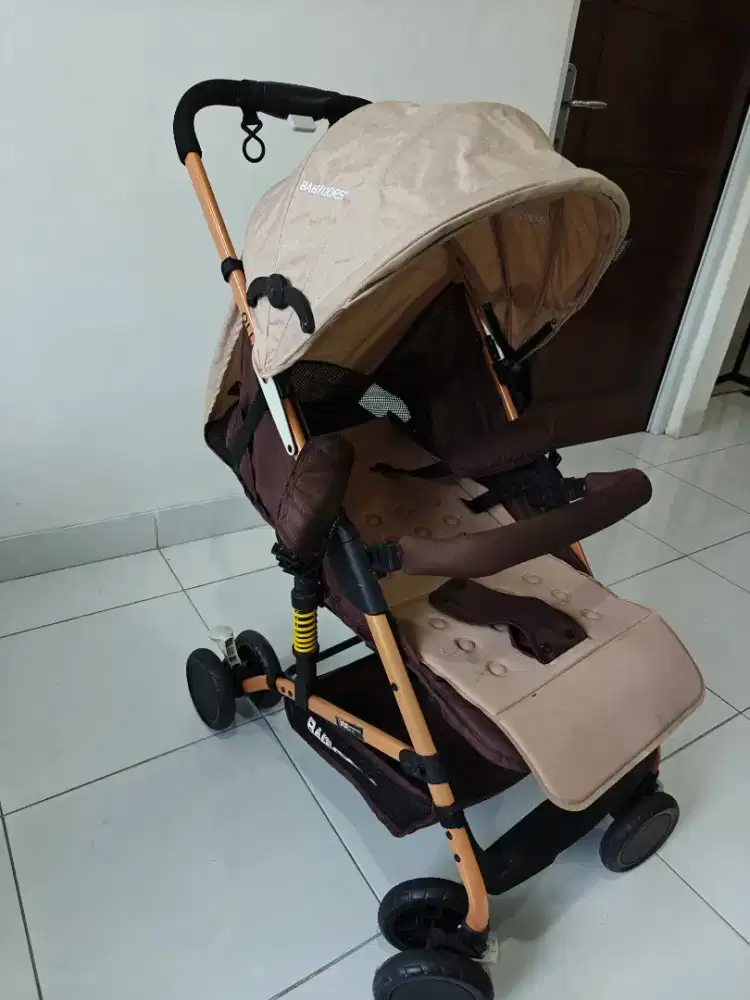 Stroller babydoes kondisi baik dan lengkap