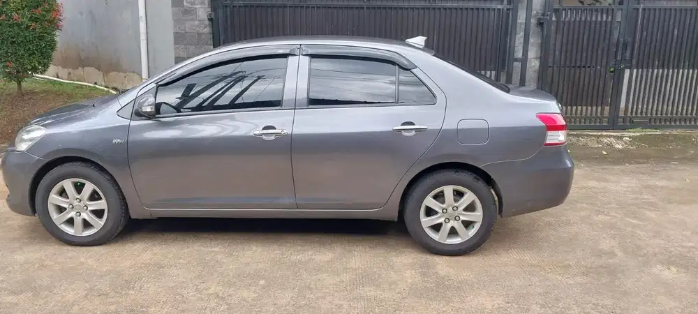 Toyota Vios 2012 Bensin