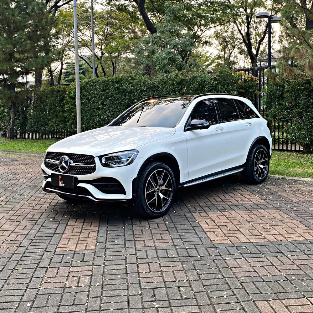 LOW ODO BERGARANSI! Mercedes GLC200 AMG 2022 Night Edition 2021 x3 bmw