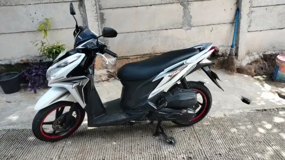 Honda Vario 125  KZR THN 2013 Plat Depok