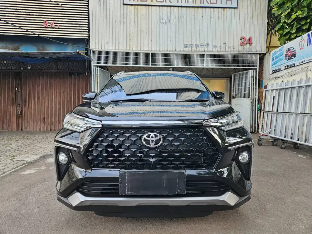 36 rb km Toyota Avanza Veloz 1.5 Q non TSS 2023 nik 2022 hitam black