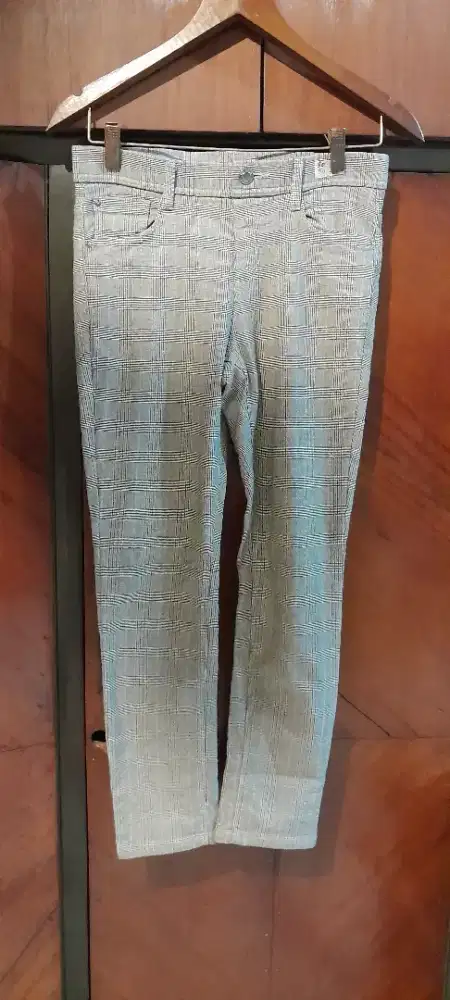 Celana Panjang Wanita