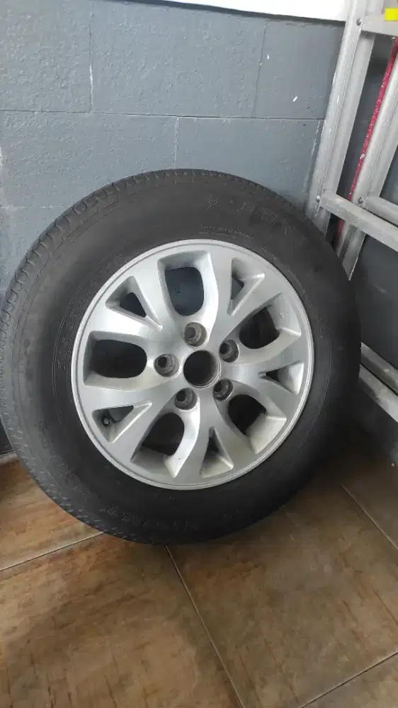 Velg n ban 206/65 R15 cadangan