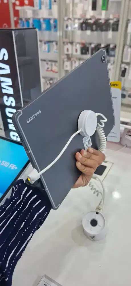 Samsung Tab S11 cell. ONE SET. Keyboard + S Pen