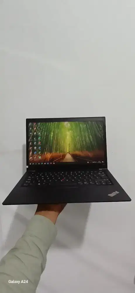 Thinkpad T480s core i5 Gen8 Ram8GB ssd 256gb