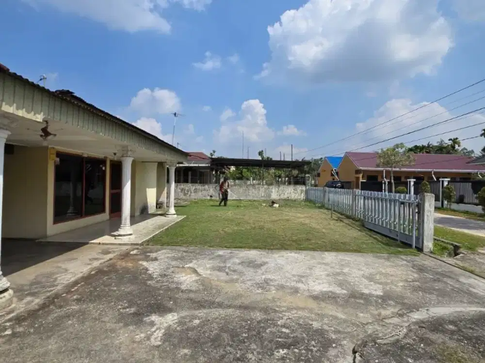 Rumah bulatan tengah kota lokasi Rumbai