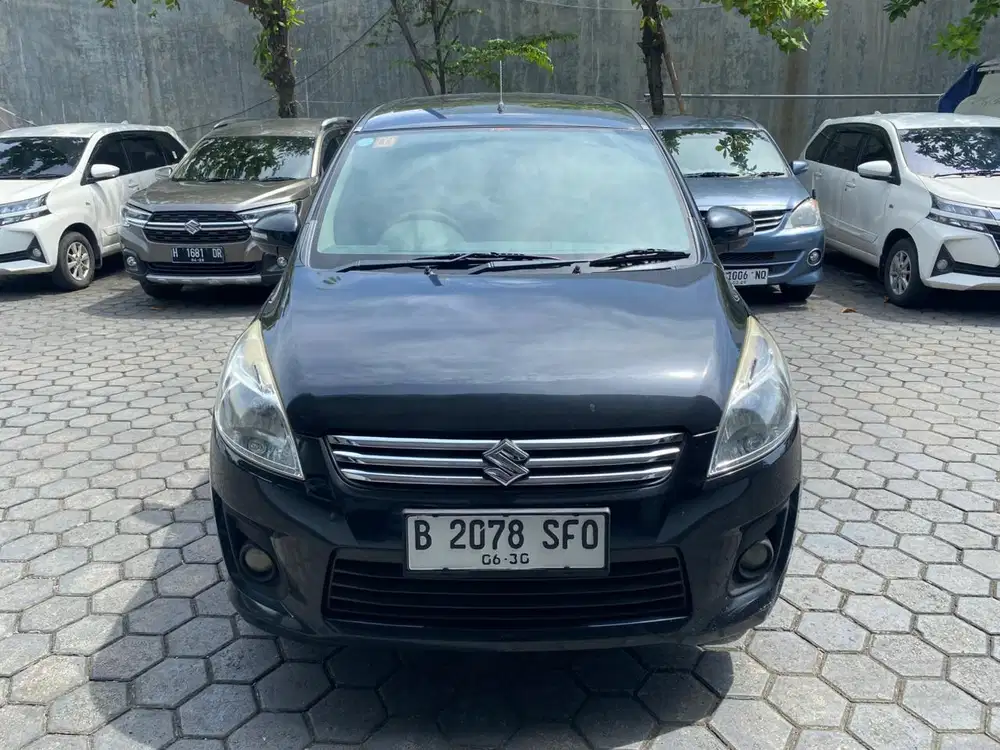 ERTIGA GX MATIC 2015
