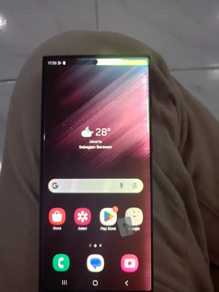 Dijual lcd layar Samsung S22 ultra 5G beserta besek dan tutup baterei