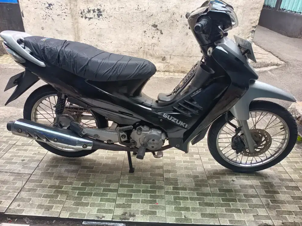 Suzuki Shogun 125R fd