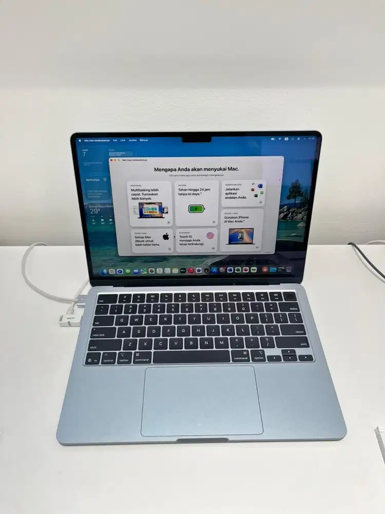 MacBook Air (13 inci) Chip M4 256GB