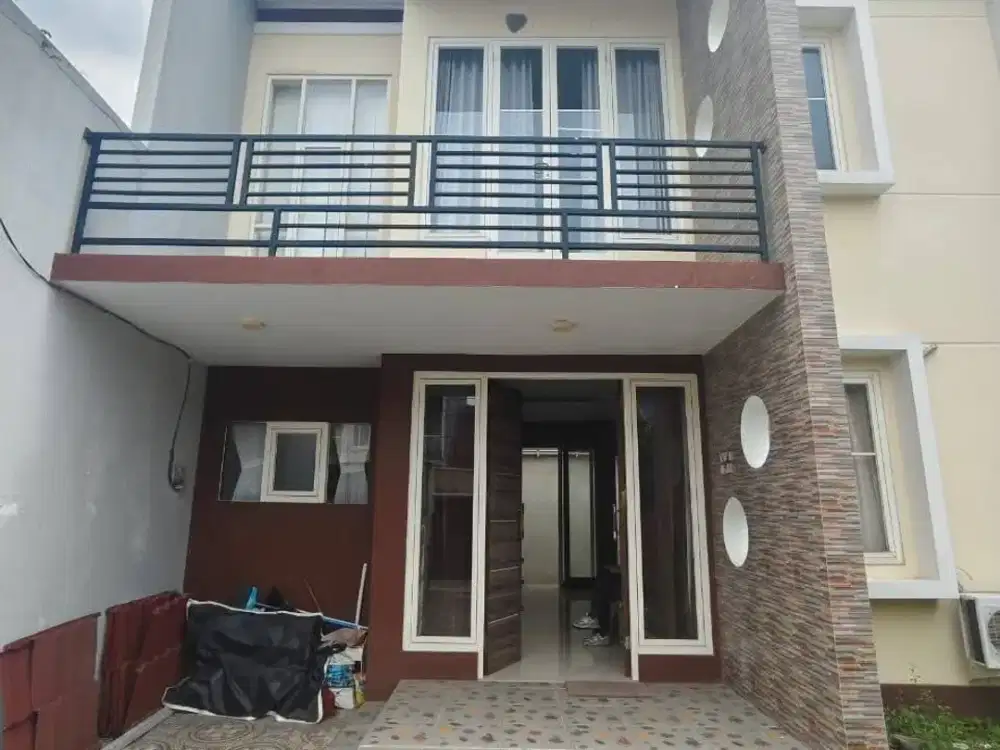 Rumah 2 Lantai Perumahan Gununganyar Emas Rungkut Surabaya Siap Huni