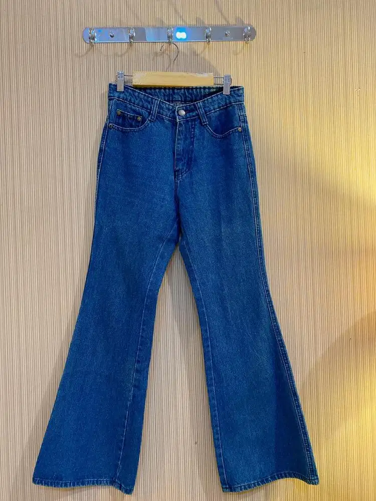 Like New Celana Jeans Cutbray Size 28
