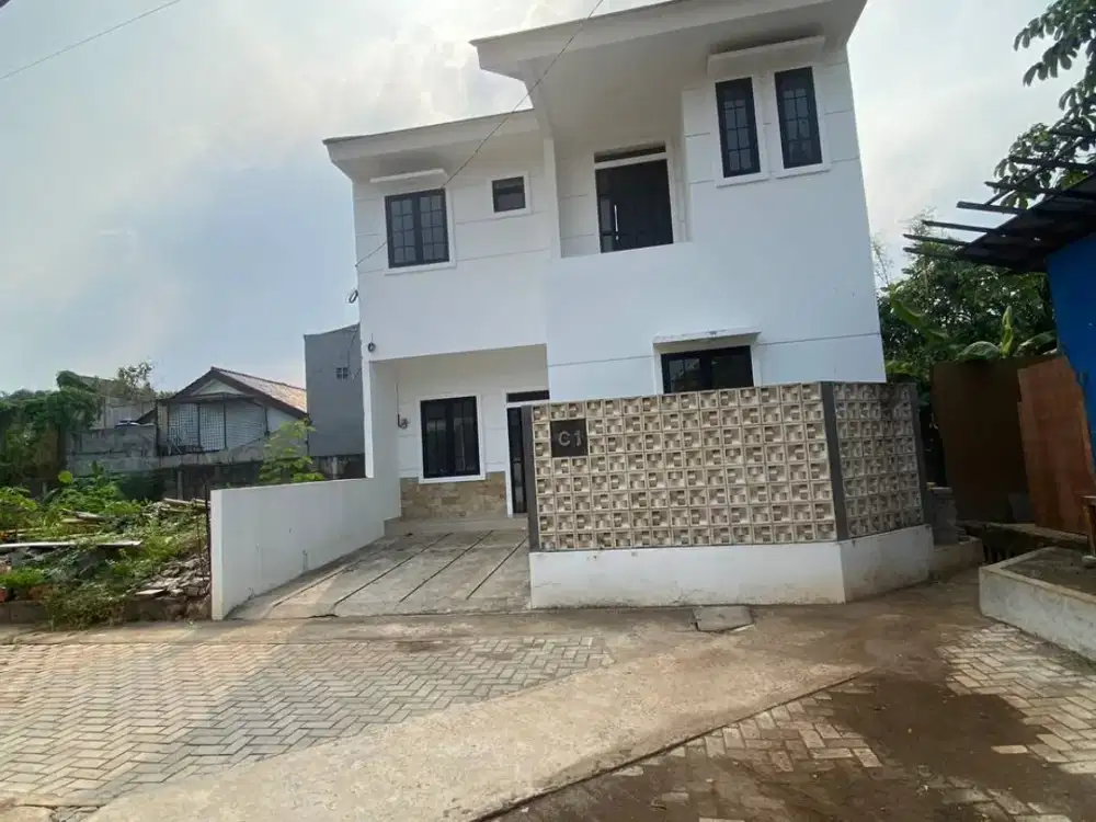 Rumah Baru 2 Lantai Lokasi Strategis Dekat Tol & Stasiun Depok