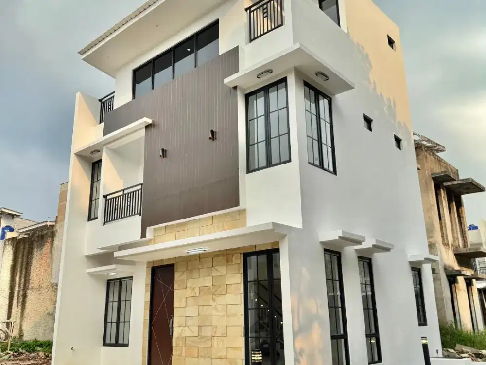 SEGERA MILIKI! TURUN HARGA! Rumah Posisi Hook Deket Tol BSD