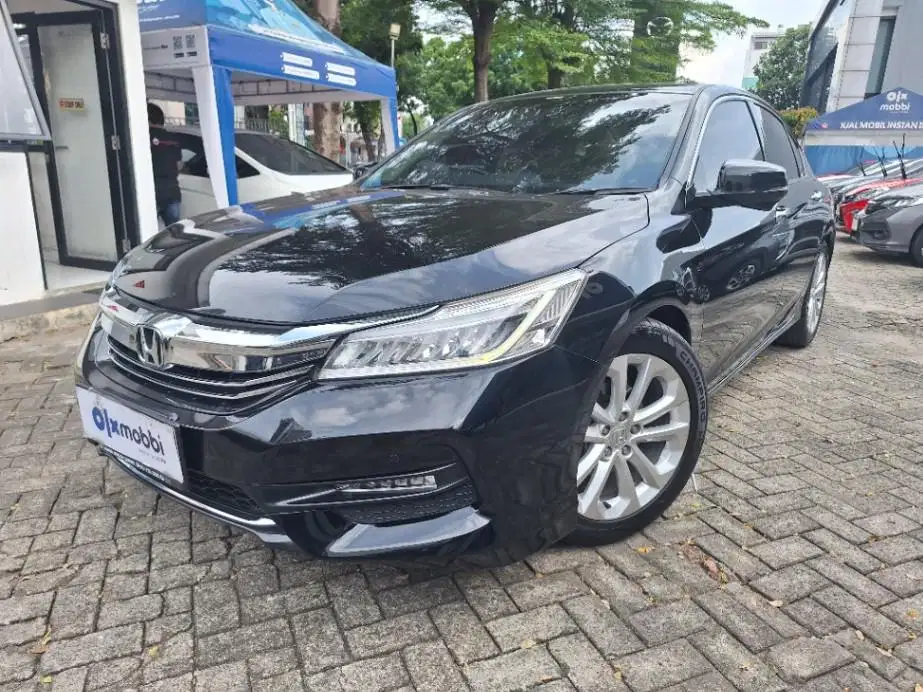 LOW DP Honda Accord 2.4 VTI-L Bensin-AT 2018 SMC
