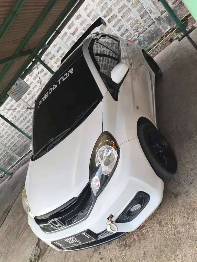 Honda brio stya 2017