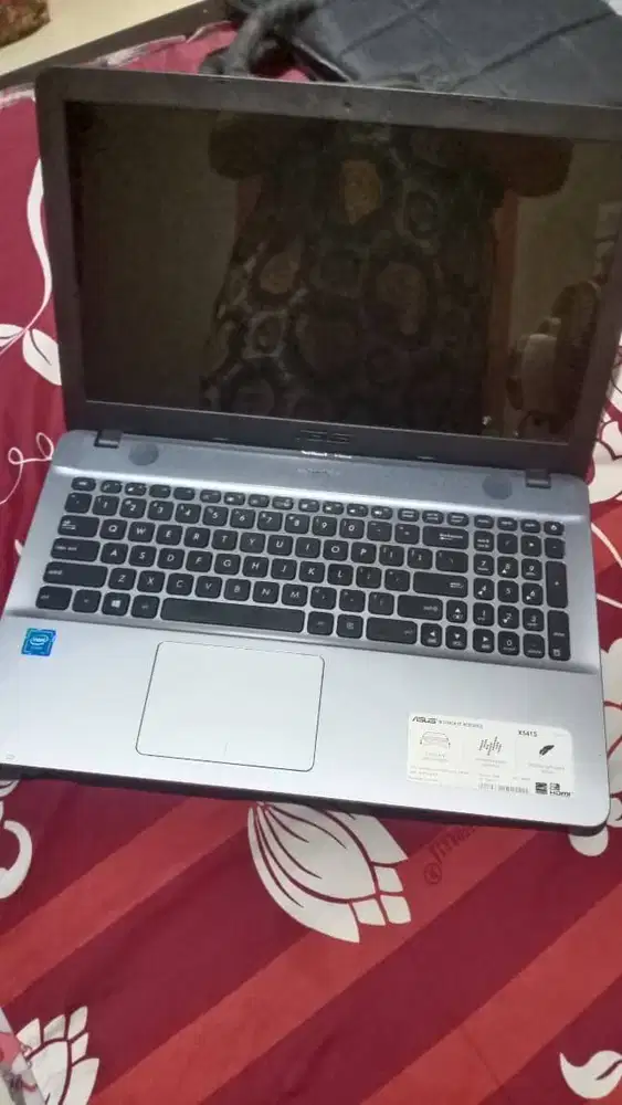 dijual murah latpop asus jarang digunakan