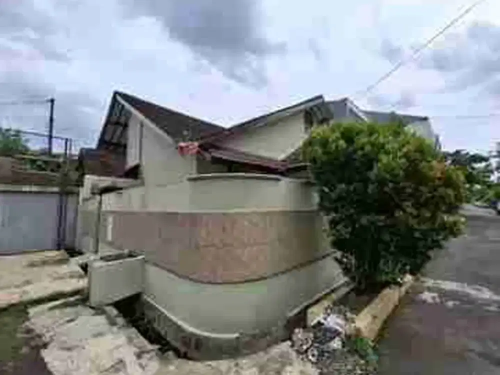 rumah hoek grand galaxy