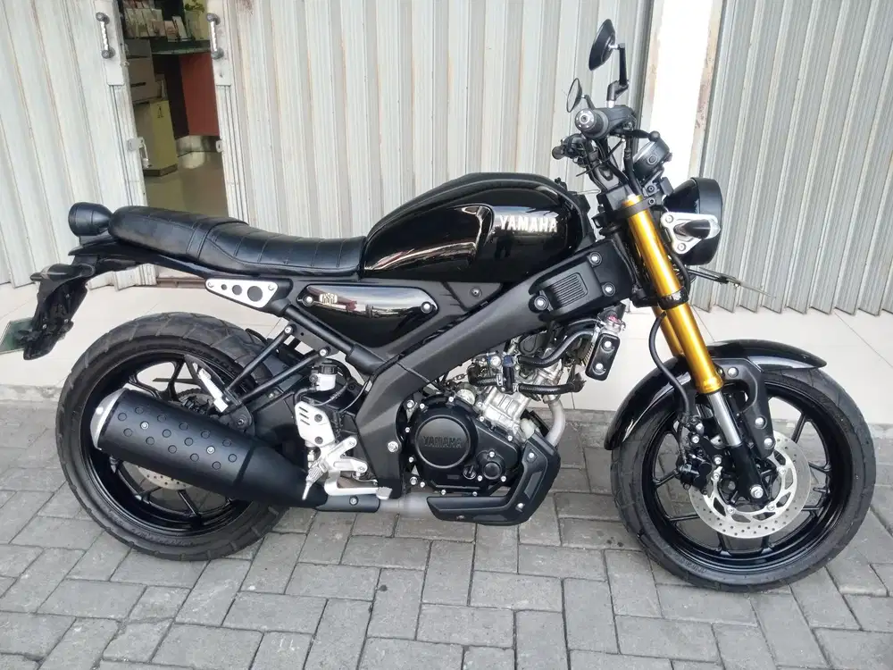 Yamaha XSR 155 2025 Hitam Doff
