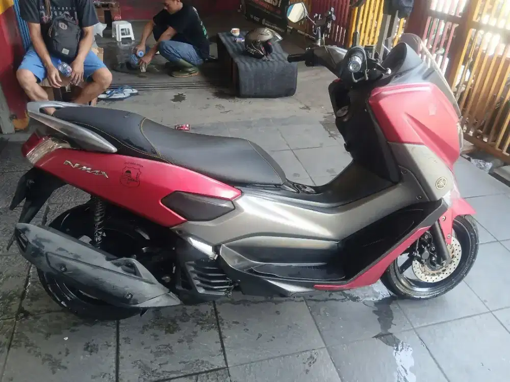 JuaL Nmax 155 tahun 2017 merah doff