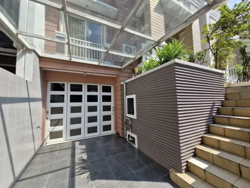 Jual Rumah Townhouse Emerald PIK 1 BGM 8x14 - Bisa KPR