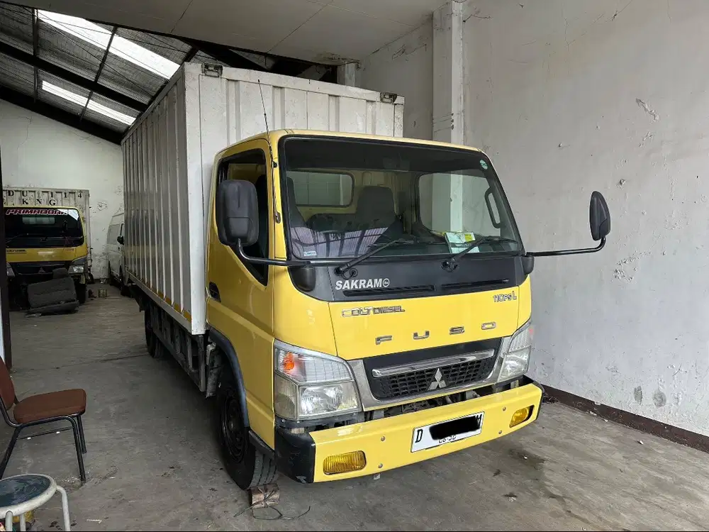 Truk Colt Diesel FE71L Engkel Long 2019 box besi truck canter fuso cde