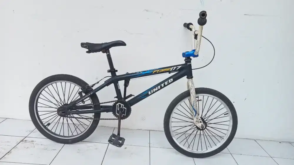 BMX United Flame 07 (alloy) 20 sepeda dewasa & anak