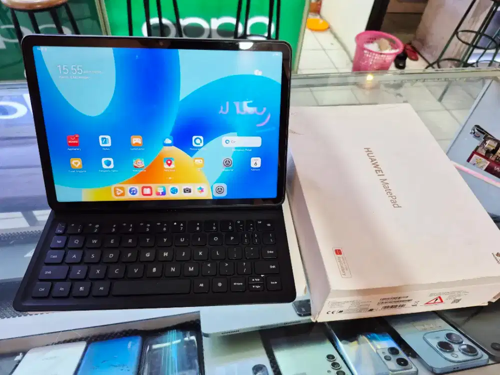 HUAWAI MATTPAD 11.5 8/128 + KEYBORD
