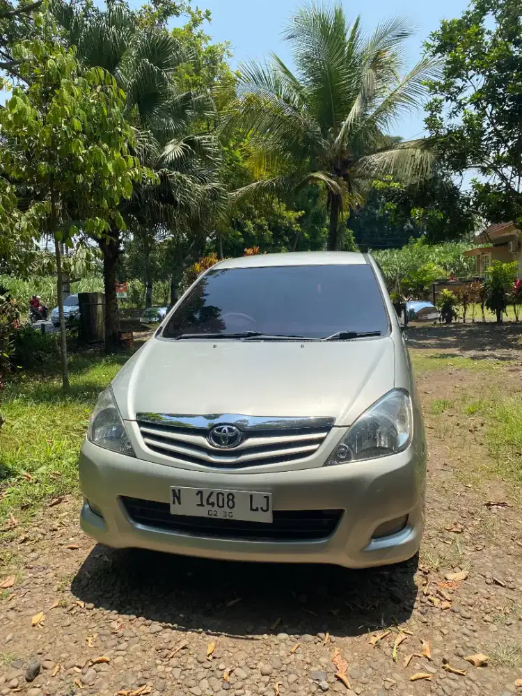 2010 Toyota Kijang Innova 2.0 G Luxury AT Bensin Automatic