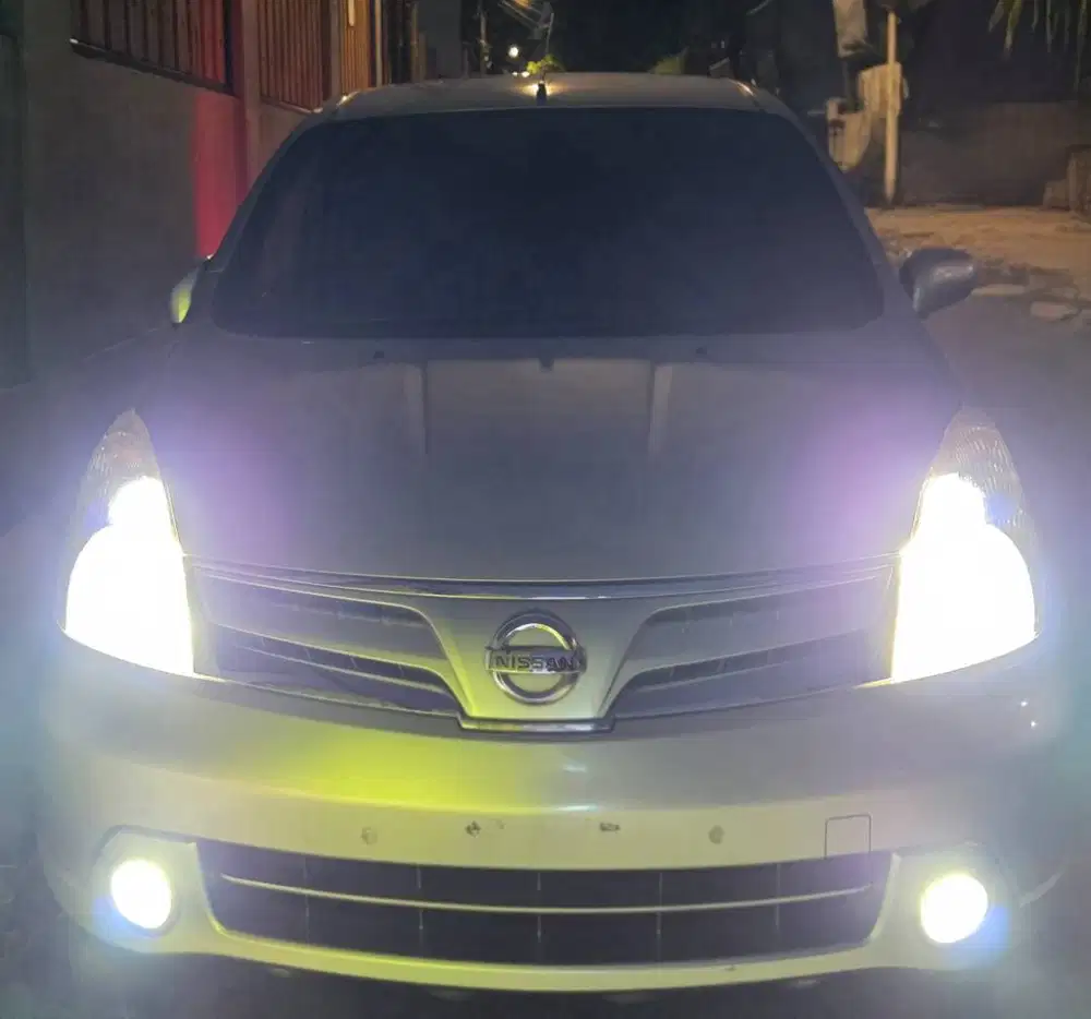 Nissan Grand Livina 1.5 XV MT 2011 ( L10 ) Silver Ganjil MPV Jaksel