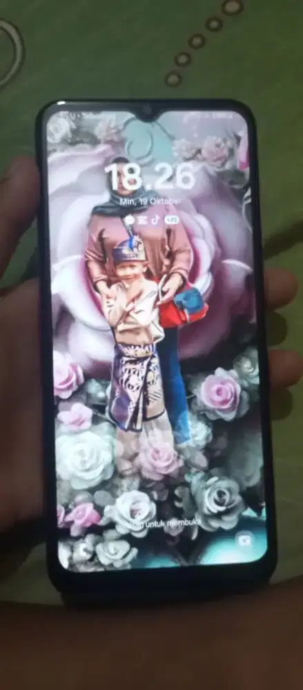 Jual cepat galaxi a04e ram 3 hp charger masih mulus lokasi kicon