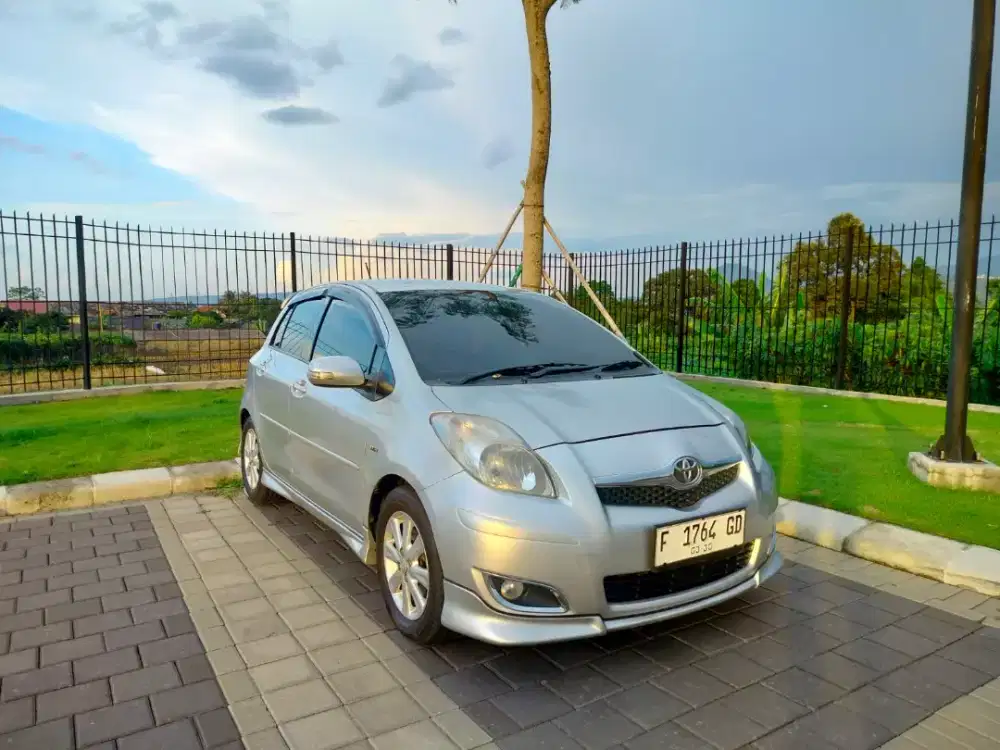 jual cepat toyota yaris s limited cbu 2009