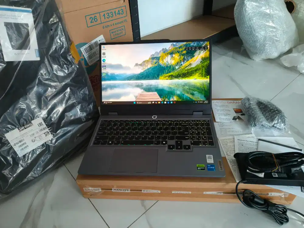Lenovo LOQ 15IRX9 I5 13450HX RAM 20GB RTX 4050 6GB