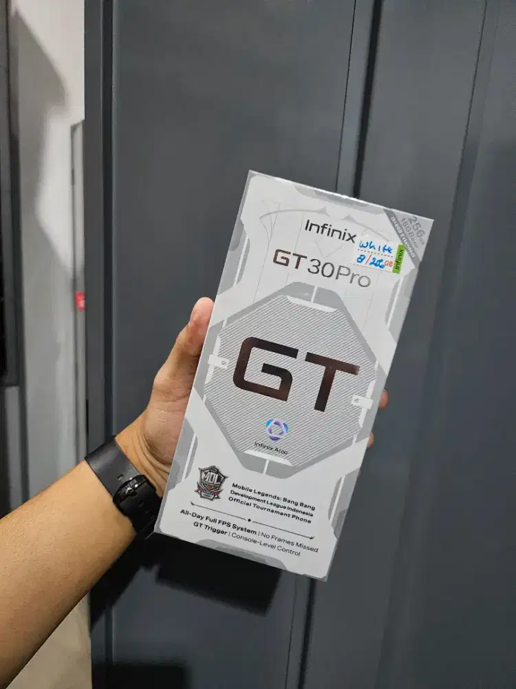 INFINIX GT 30 PRO 5G RAM 8/256 GB