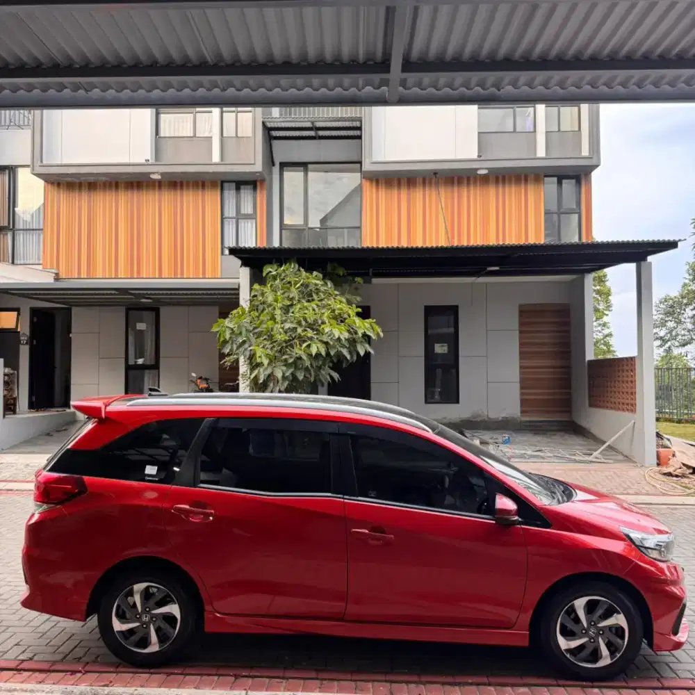 Honda Mobilio RS CVT 2018 Very Low KM