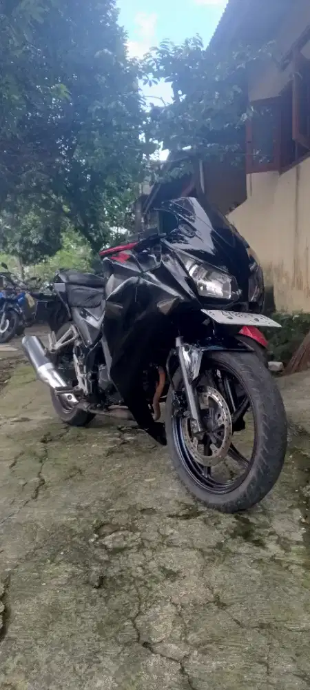 Dijual CBR 150 K45A Tahun 2015
