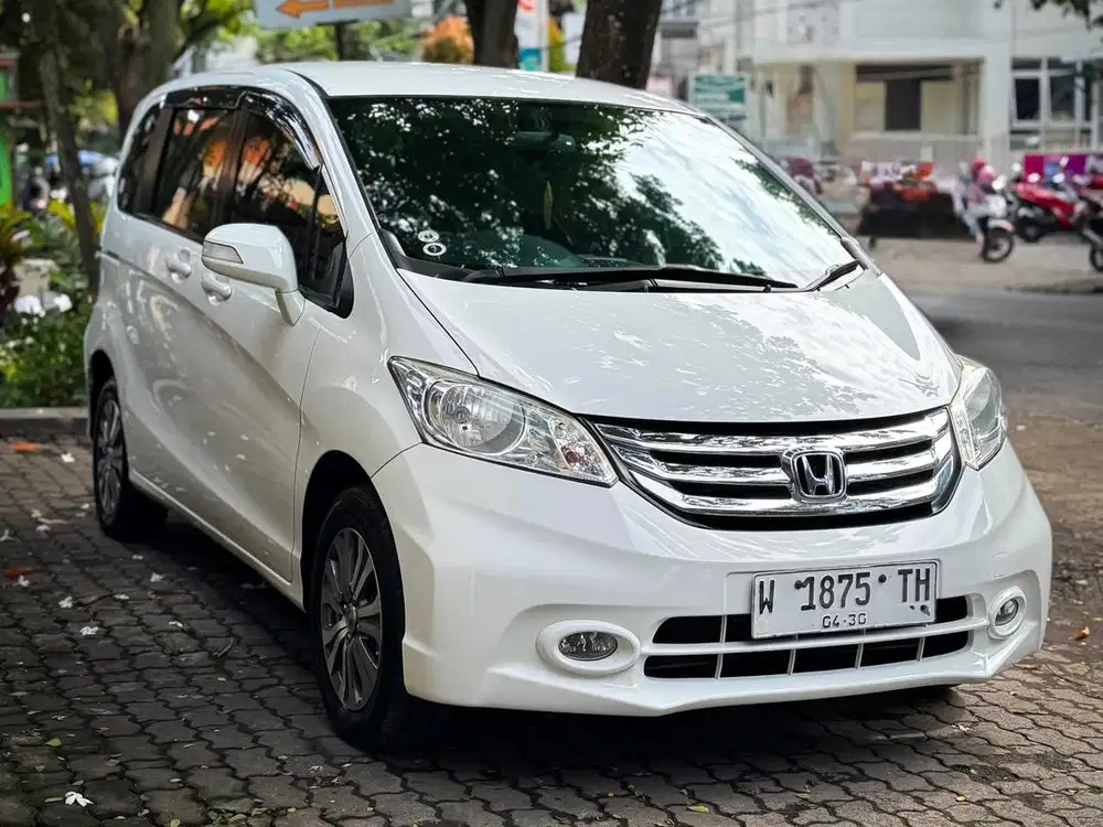 Honda Freed E PSD 1.5 AT 2015