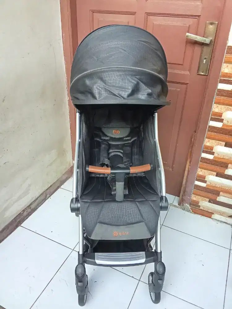 Stroller hybrid cabi