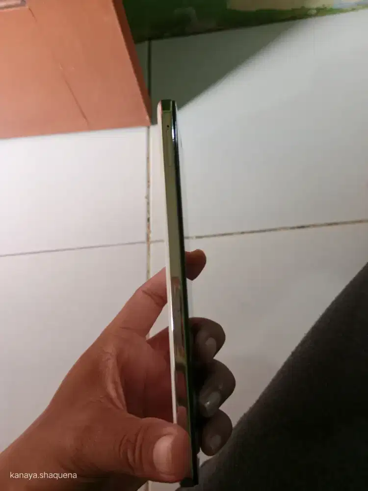 D jual hp vivo Y29 Ram 8 Rom 256GB harga 2.550.000 bisa nego