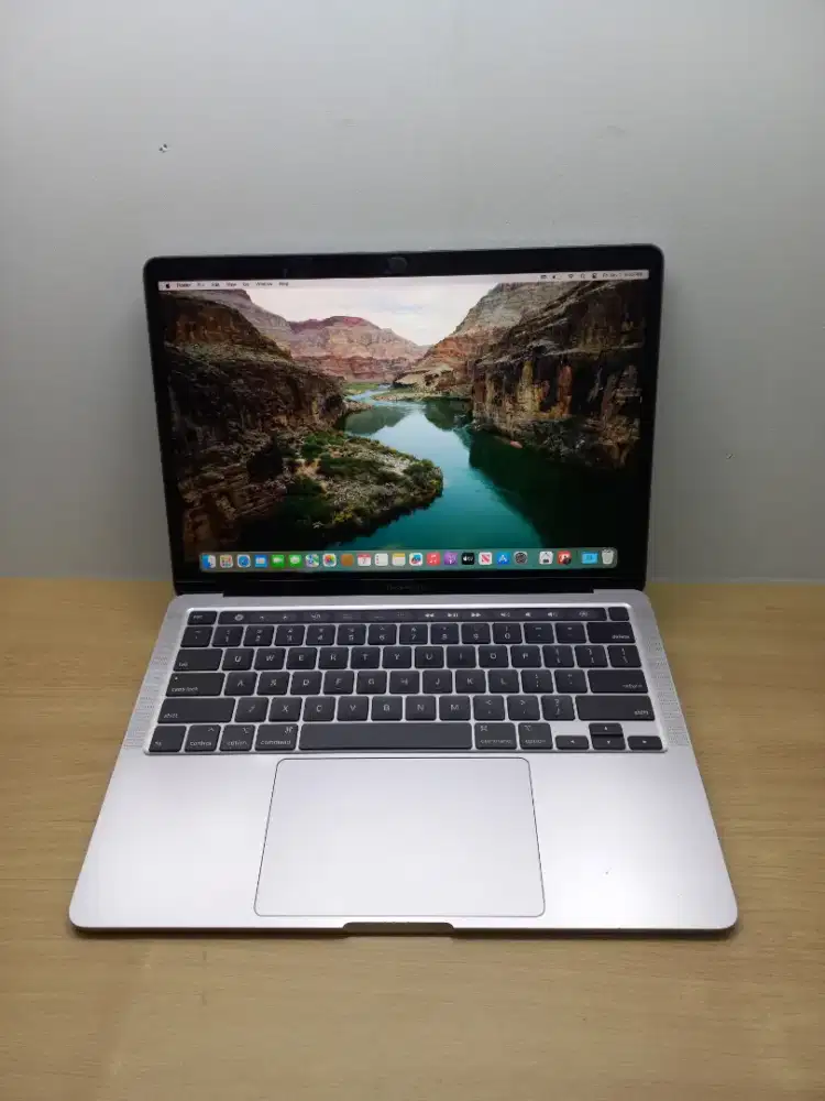 Macbook pro toucbar 2020 mumer
