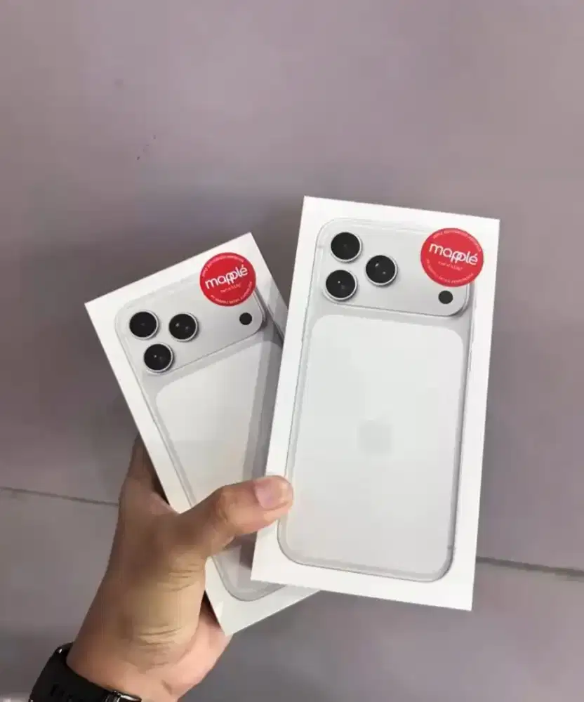 Iphone 17 promax 256 & 512 silver