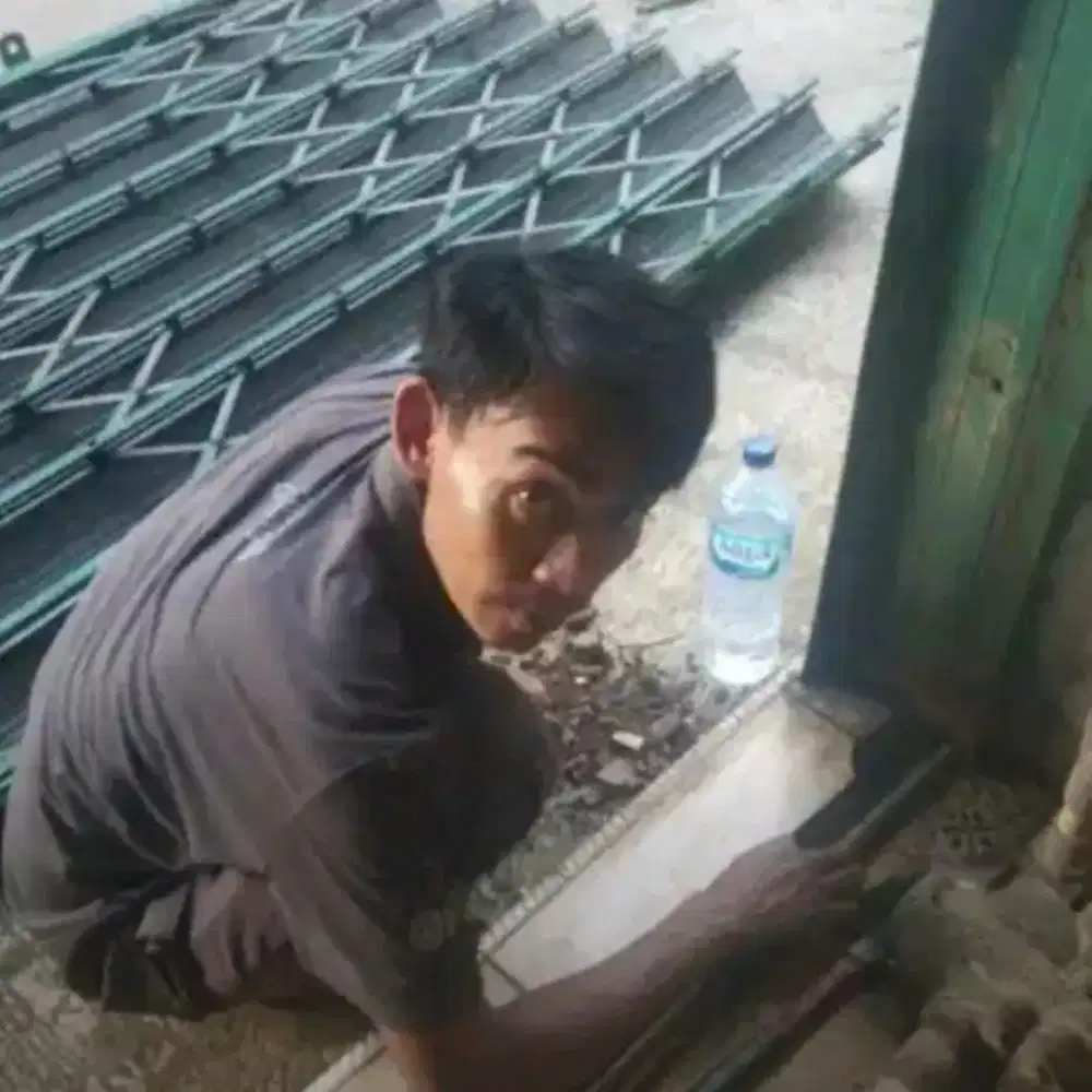 Service rolling door kalisari jakarta timur